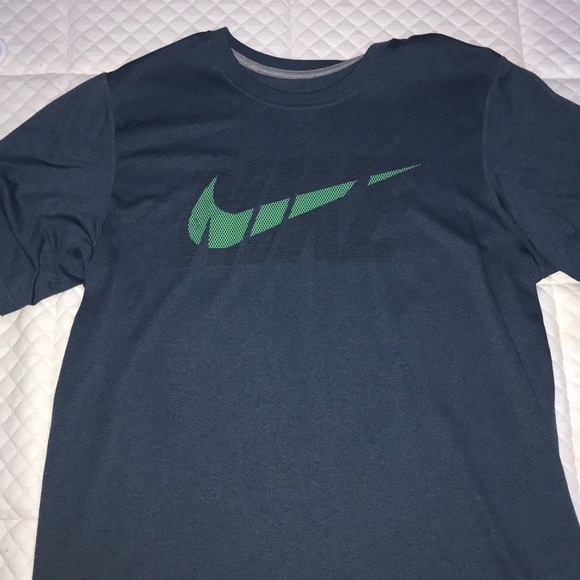 athletic workout shirts